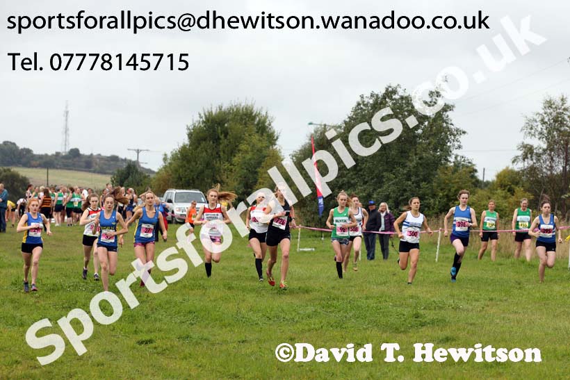 Womens under-17s and 20s, Start Fitness North Eastern Harrier League, Tanfield, County Durham. Photo: David T. Hewitson/Sports for All Pics